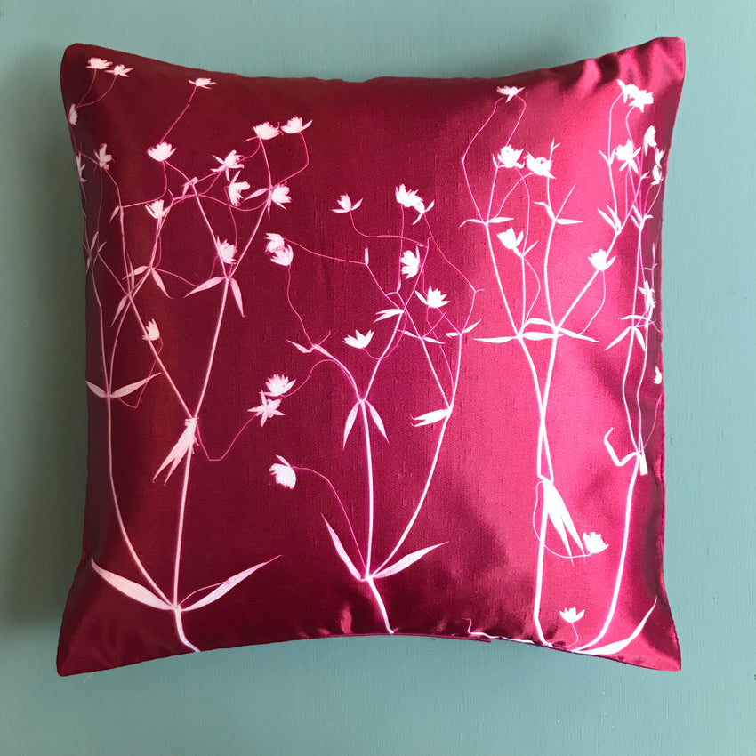 Stitchworth 1 magenta cushion